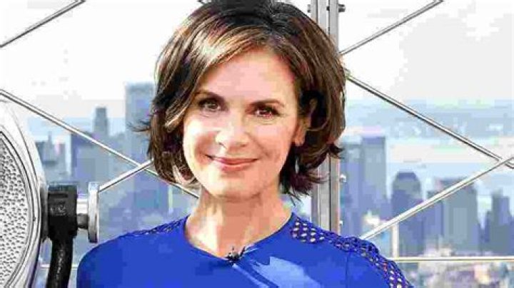 An American Journalist, Elizabeth Vargas Was Once Addicted To Alcohol; Husband Cheated On Her