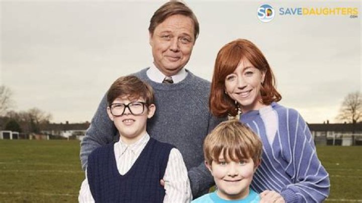 Are Alan and Jimmy related? Who is Alan Carrs brother? Does Alan Carr have siblings?