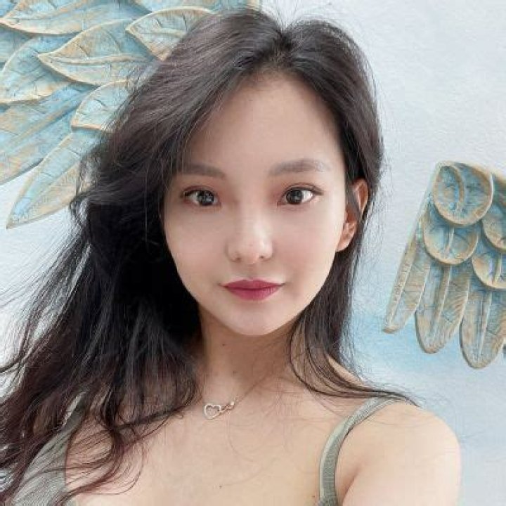 Codemiko (Twitch) Wiki, Bio, Age, Height, Weight, Measurements, Career, BF, Facts