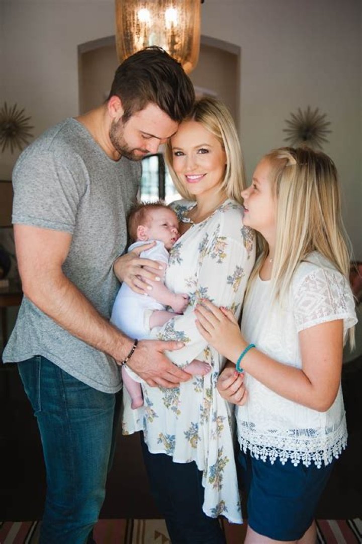 Emily Maynard Johnson Wiki, Biography, Net Worth, Age, Career, Relationship,Family