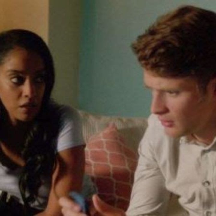 Supergirl's Azie Tesfai Has a Boyfriend? What's her Relationship Status? Know her Personal Life