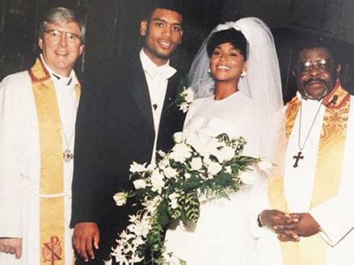 Tamara Houston and her retired professional basketball player, Allan Houston has seven children.