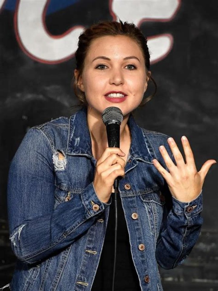 Unveiling Taylor Tomlinson's Net Worth: Discoveries And Insights