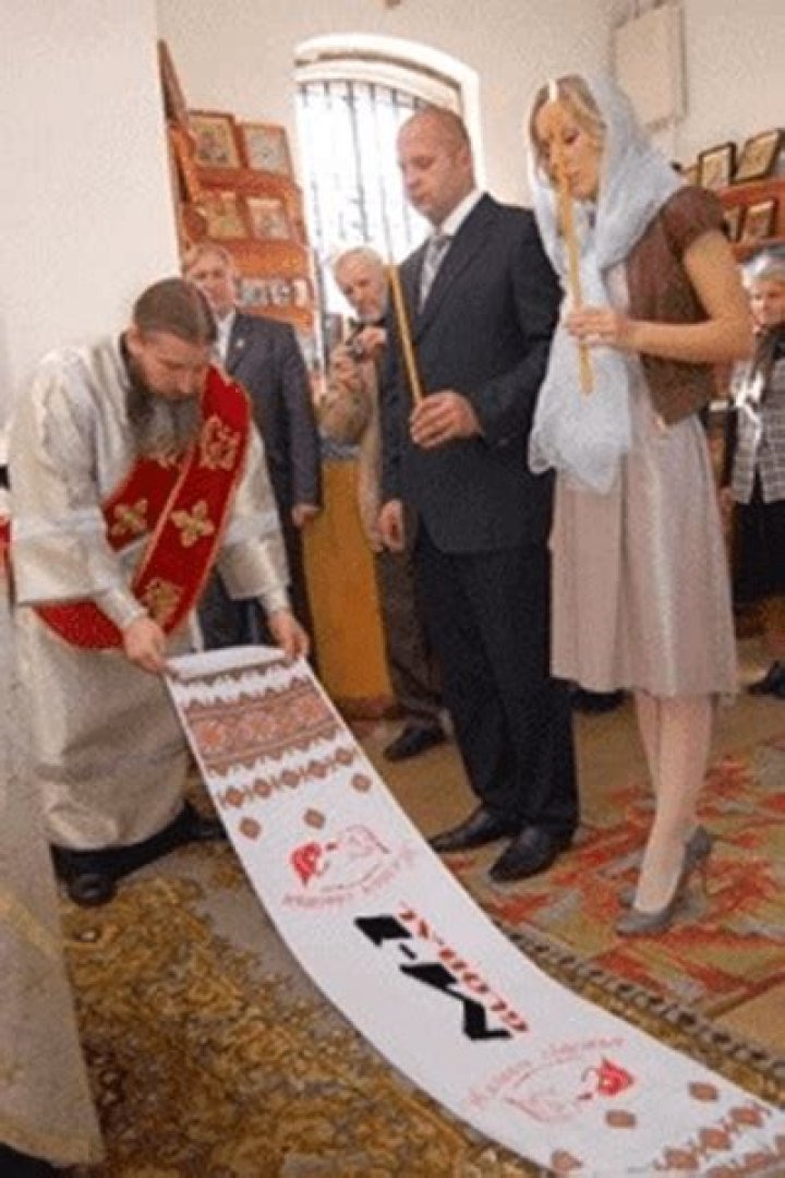 Unveiling The Secrets: Fedor Emelianenko's Wife Uncovered