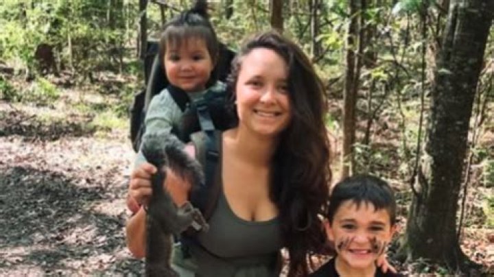 We found Liz Cavaliers daughter Jessica on Instagram: Swamp People star!